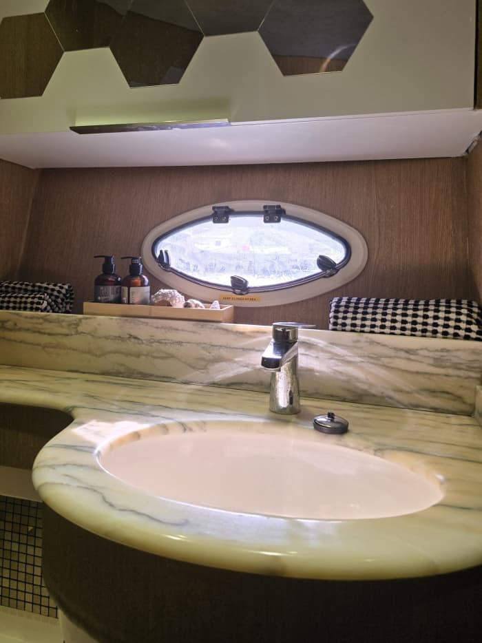 Relaxing Cruise on a Luxury Yacht