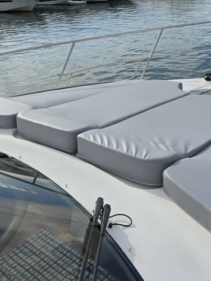 Full Day Cruise: Yacht Adventure