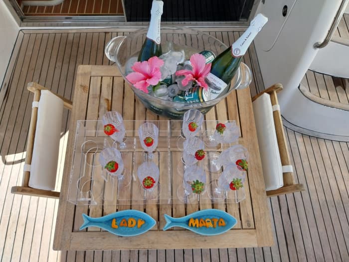 Full Day Cruise: Yacht Adventure