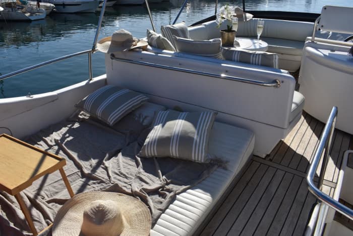 Relaxing Cruise on a Luxury Yacht
