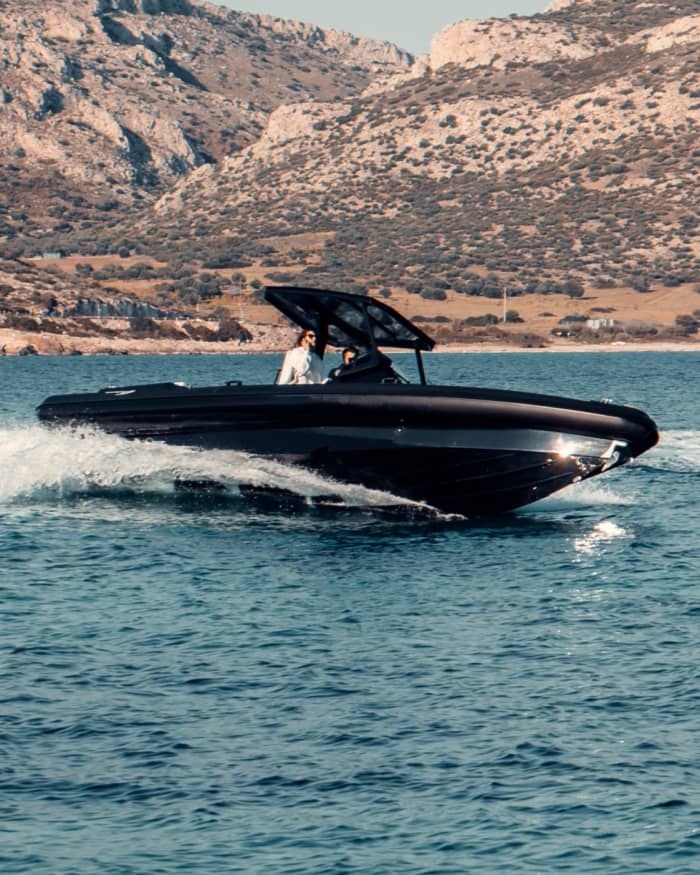 Scopri Agios Nikolaos a bordo di un motoscafo per 8 ore
