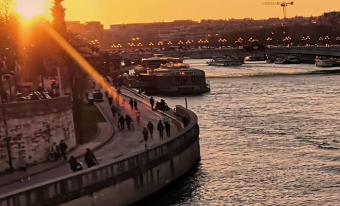 Paris Intime: Private Cruise in the Heart of the City of Lights