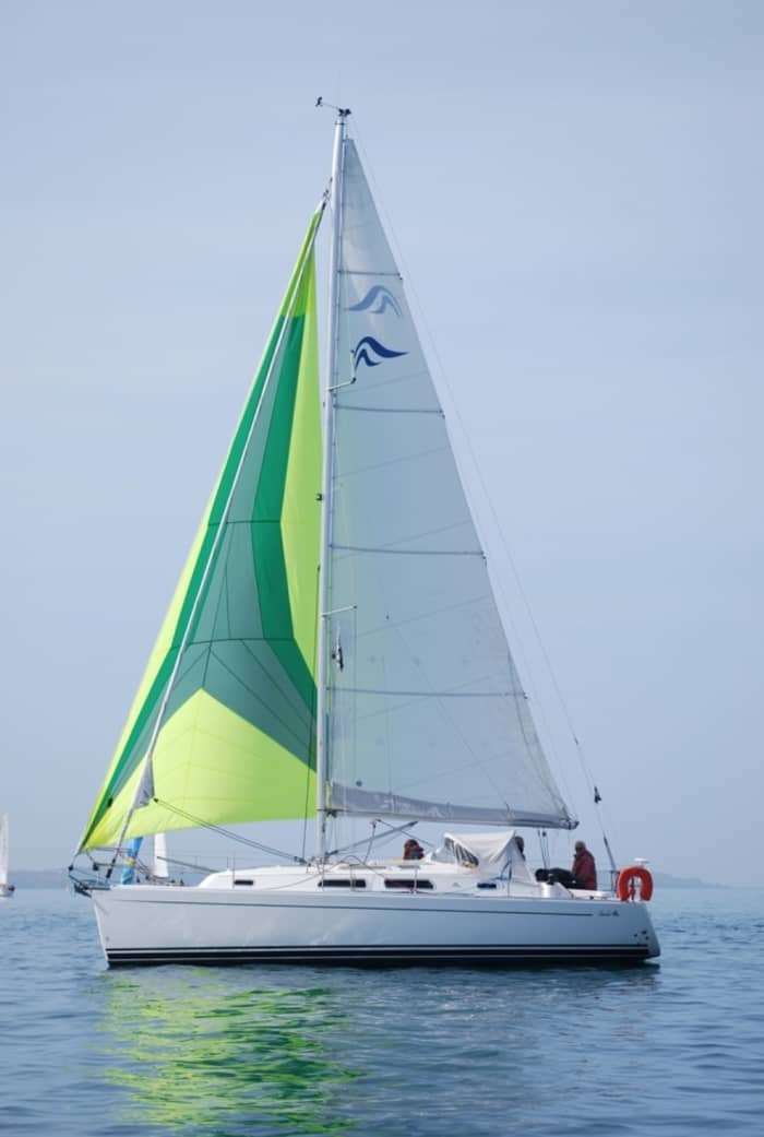 Journée complète de voile à bord d'un voilier à Locmiquélic