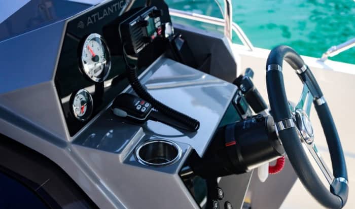 Découvrez Kotor : une journée entière de soleil sur un bateau à moteur