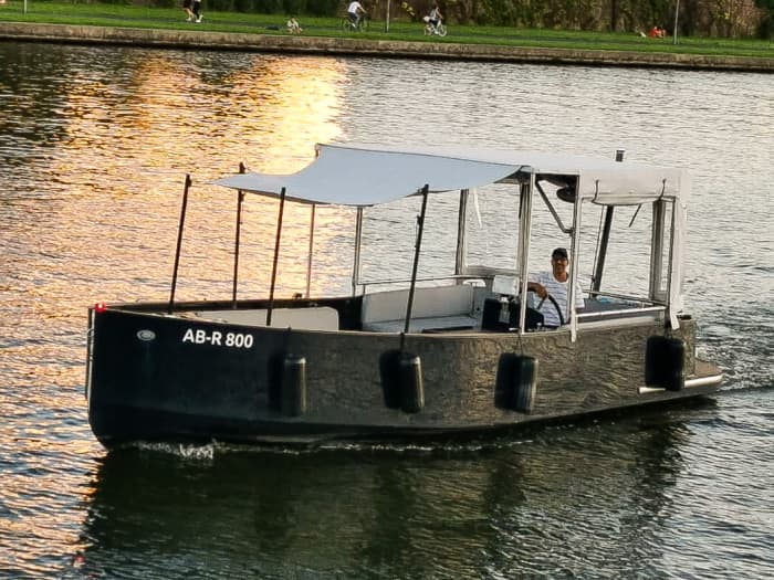 Celebrate your birthday on a party boat in Frankfurt with a skyline view - 1h30