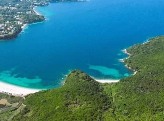 Crucero privado de medio día por el norte de Corfú: una escapada flexible por el agua