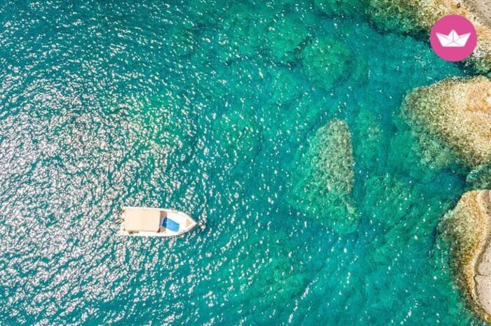 Complete Santorini Escape — Cruise, Swim, Volcano & Island Lunch
