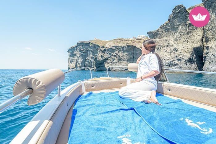 Complete Santorini Escape — Cruise, Swim, Volcano & Island Lunch