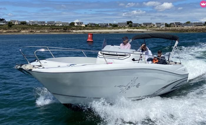 Private day at sea – Gulf of Morbihan & wild islands
