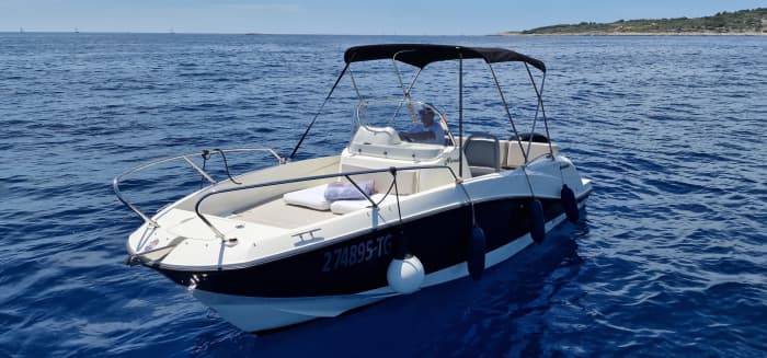 Explore Rogoznica by boat: A full day on the water aboard a motorboat