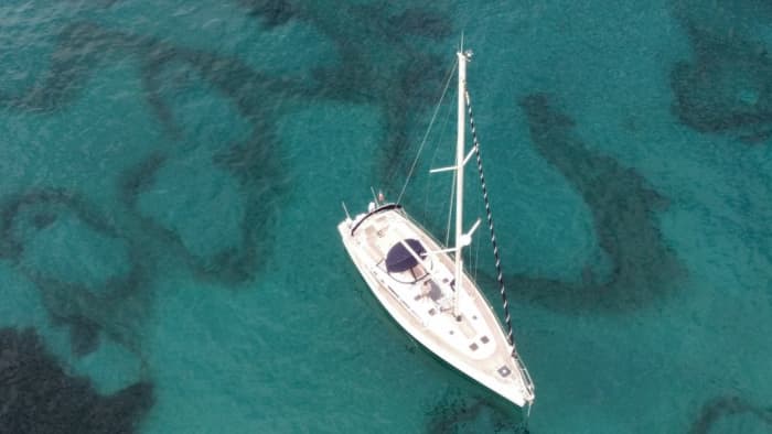 Segeläventyr från Pointe-à-Pitre, det bästa av Antillerna