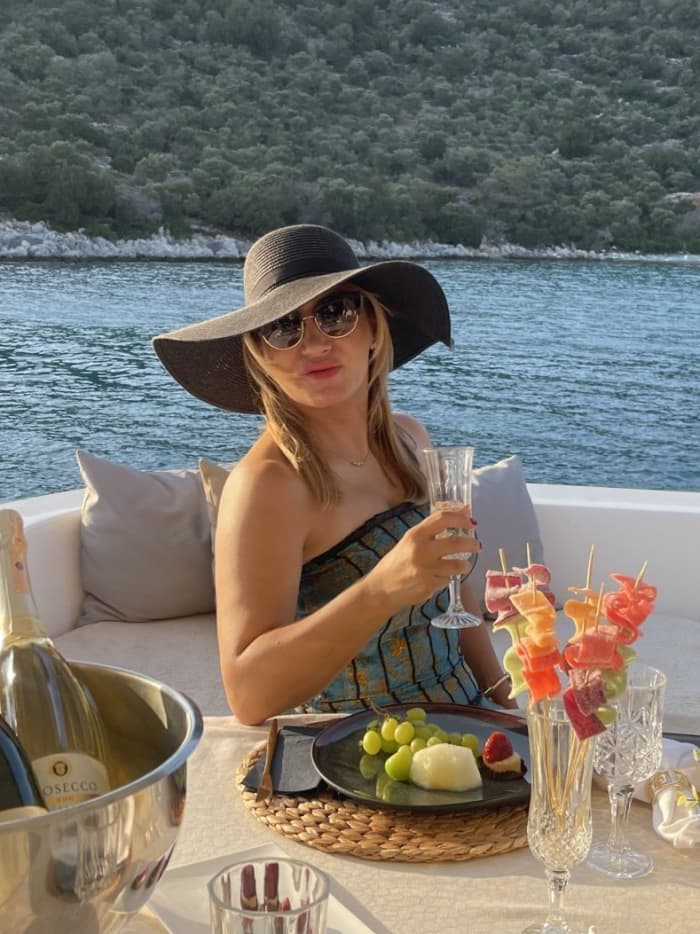 Croisière au coucher du soleil à Bodrum – Baie de Cennet, Baie de Hattat et Türkbükü