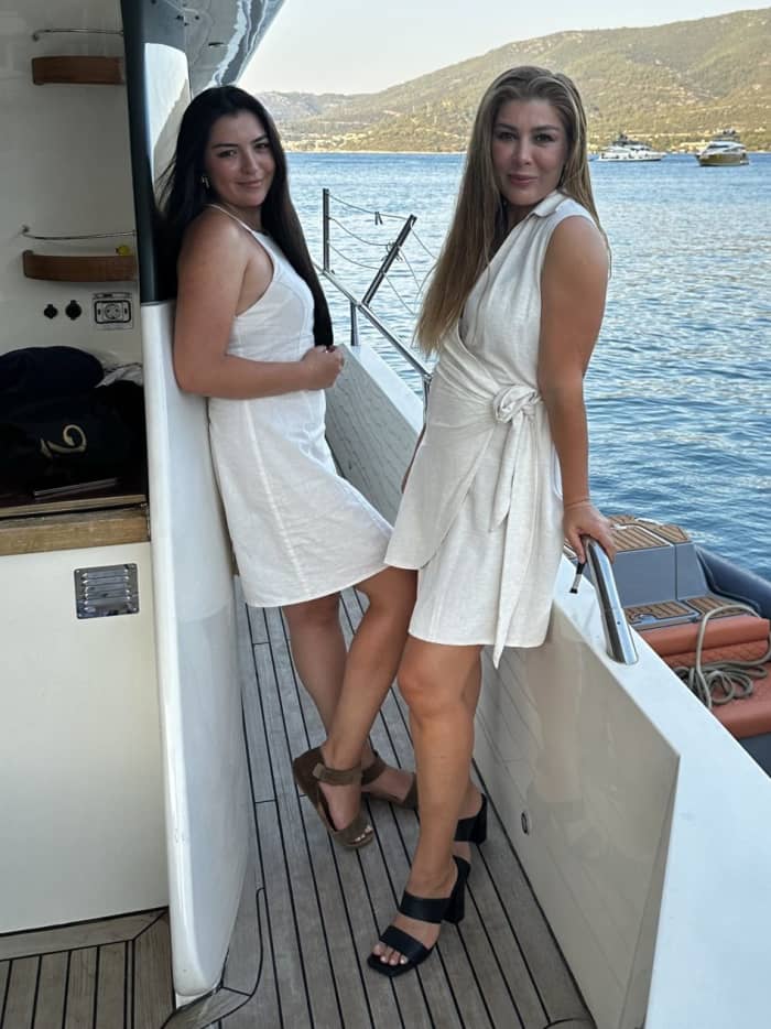 Croisière au coucher du soleil à Bodrum – Baie de Cennet, Baie de Hattat et Türkbükü