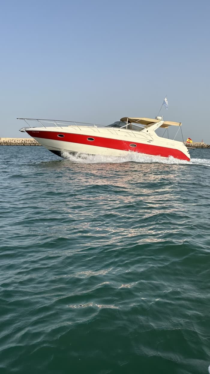 Ontdek de baai van Cádiz gedurende 4 uur op een 12 meter lang jacht.
