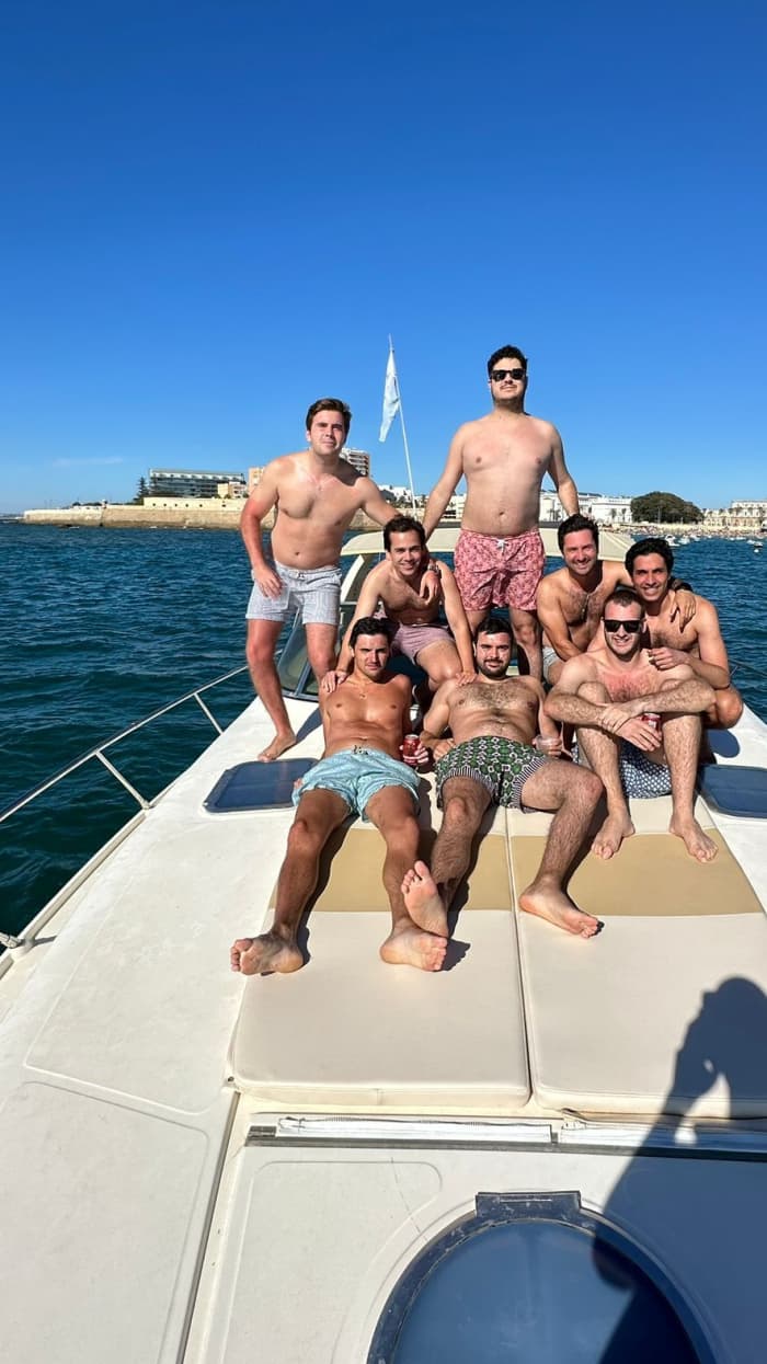 Ontdek de baai van Cádiz gedurende 4 uur op een 12 meter lang jacht.