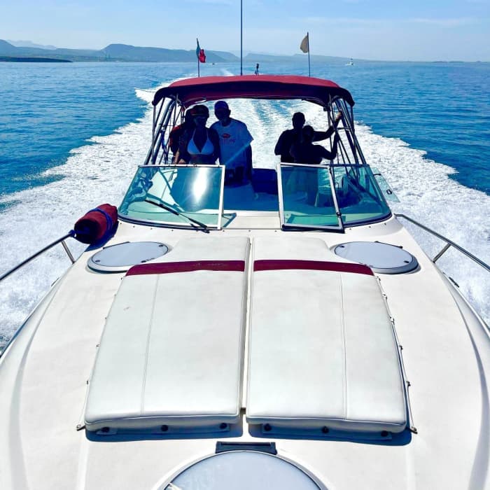Discover La Paz on a full-day motorboat trip