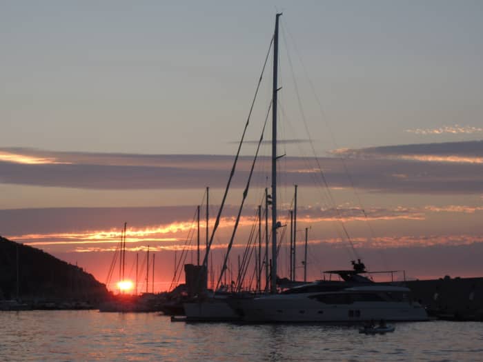 Secret Escape by Sailboat to the Hidden Treasures of the Agriates – All-Inclusive Day (Price per person 120€ adults 80€ children)