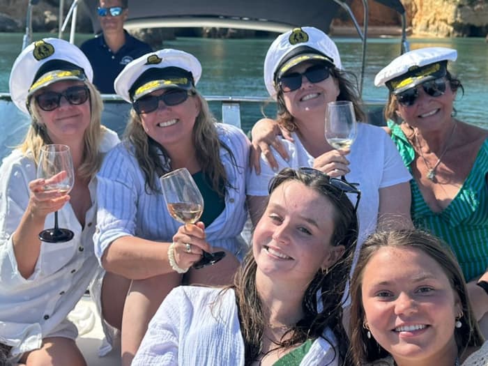 Excursion privée de luxe à la journée – Boissons, collations, planches de paddle, kayak et équipement de plongée avec tuba inclus.
