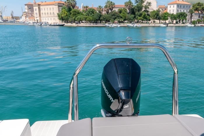 Your day in Split: Rent a motorboat for a full day of discovery
