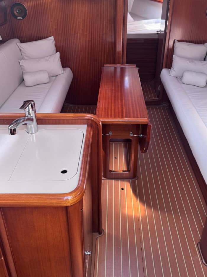 Private sailing experience (8h) from Mahón ⛵️