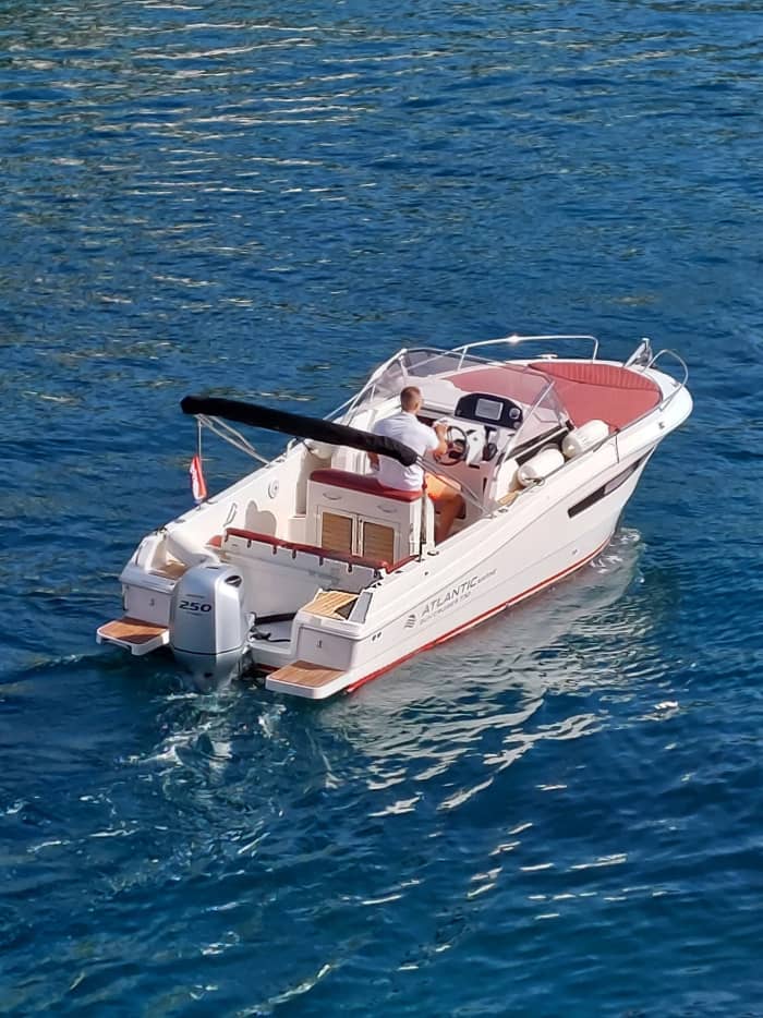 Entdecken Sie Cavtat auf einem Ganztagesausflug mit dem Motorboot