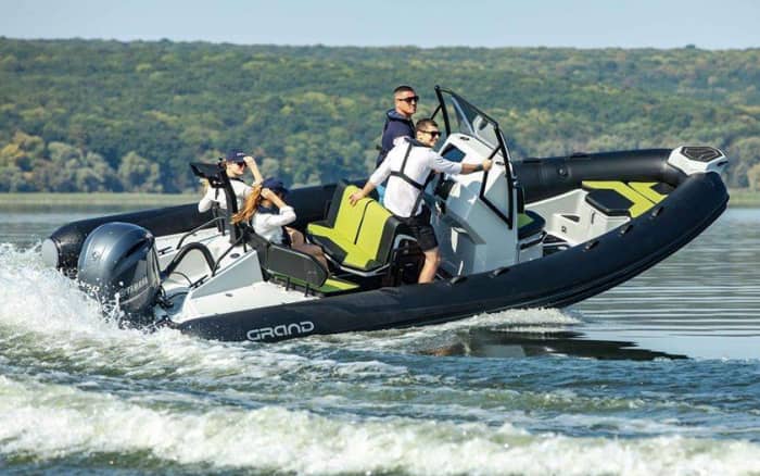 Half-day La Grande-Motte discovery: Your short escape on a motorboat