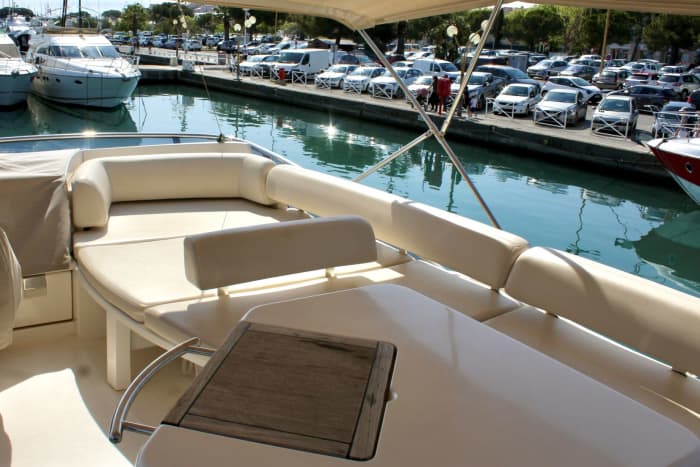 Azimut Escape: 8 hours of prestige in Antibes