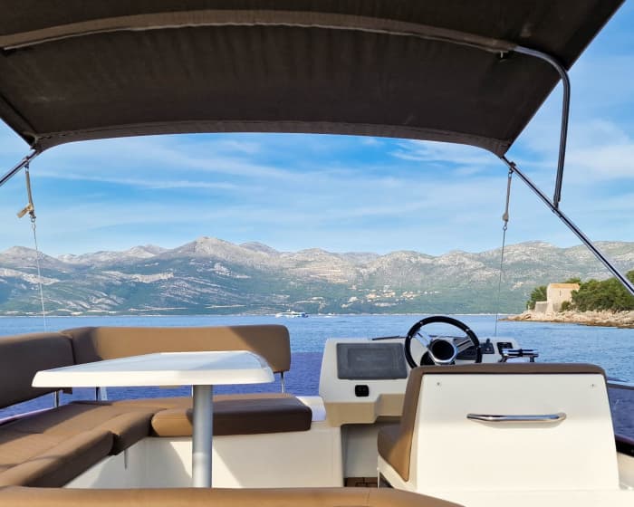 Scenic Transfer: One-Way Cruise to Hvar