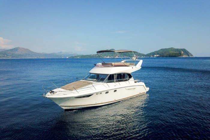 Scenic Transfer: One-Way Cruise to Hvar