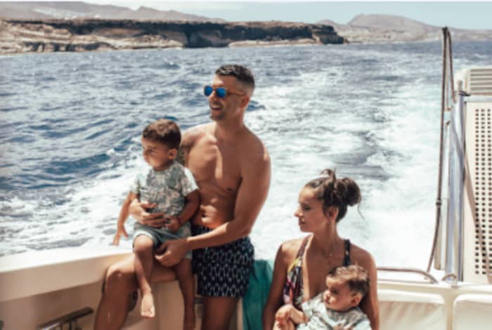 Alquiler de yate con todo incluido de 4 horas | Experiencia de lujo para hasta 12 personas