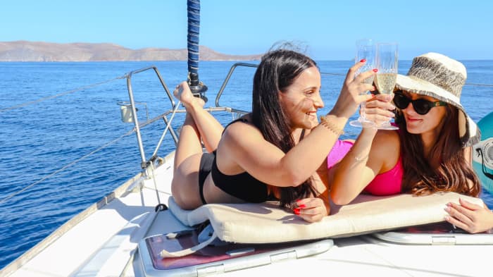 Aventure en voilier à Réthymnon vers des baies isolées