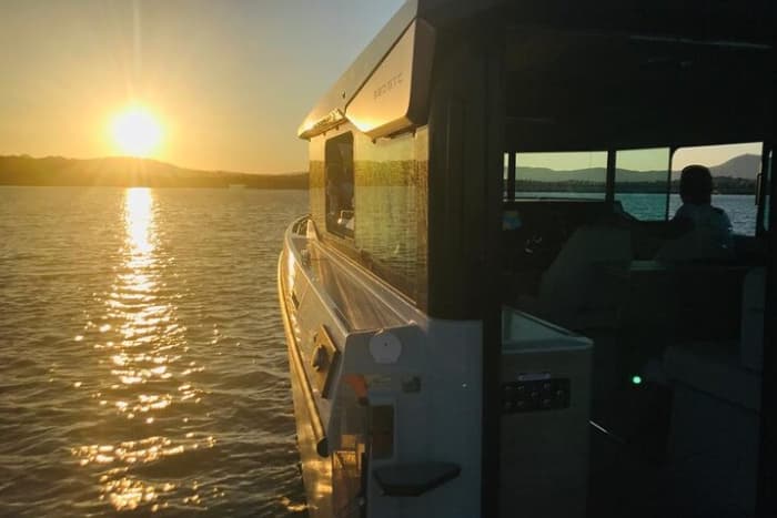 2h Cruisin’ the Sunset