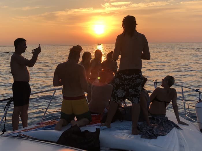 Ulysses' Sunset — Two and a Half Hours Between the Coast of the Gods and the Diver's Cave from Tropea