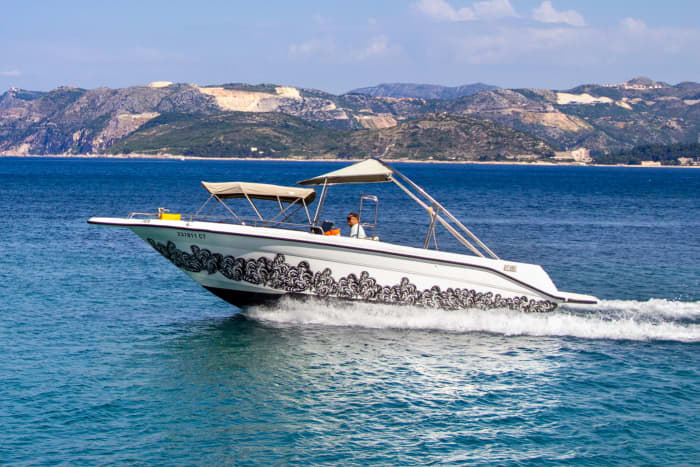 Discover the Croatian Coast on a Motorboat : Full Day