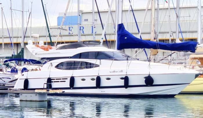 Privécharter van een hele dag in Lissabon — 9 uur aan boord van ons jacht op de rivier de Taag.