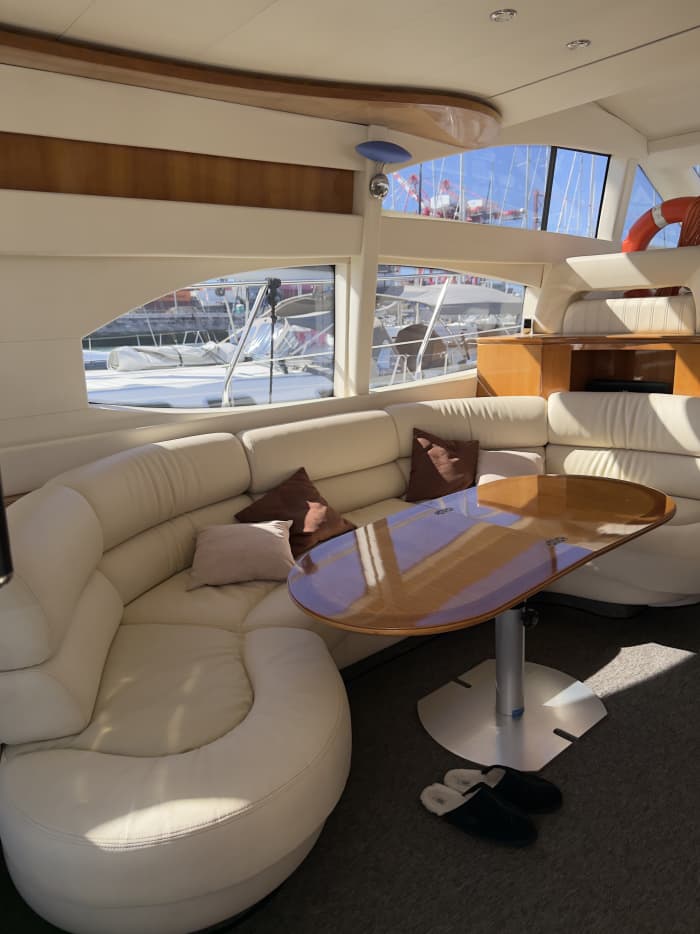Full Day Private Charter à Lisbonne — 7h à bord de notre yacht sur le Tage