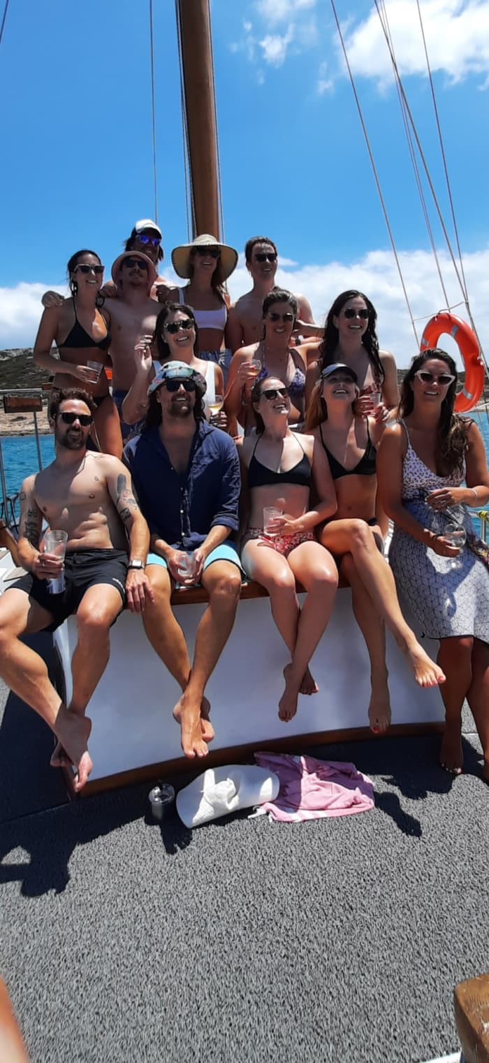 2h30 in Paros: Rent a motorboat and enjoy