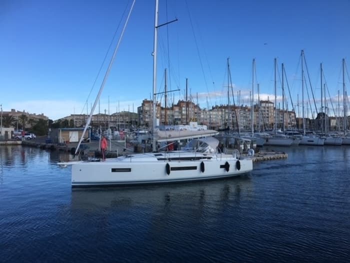 Escursione in barca a vela al tramonto – Mezza giornata in mare