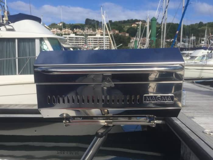 4 Stunden Zeit, um Hondarribia mit einem Motorboot zu erkunden