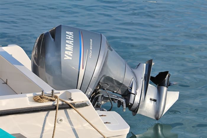 Een dagje rond Makarska: geniet van 9 uur ontdekkingstocht op een motorboot.