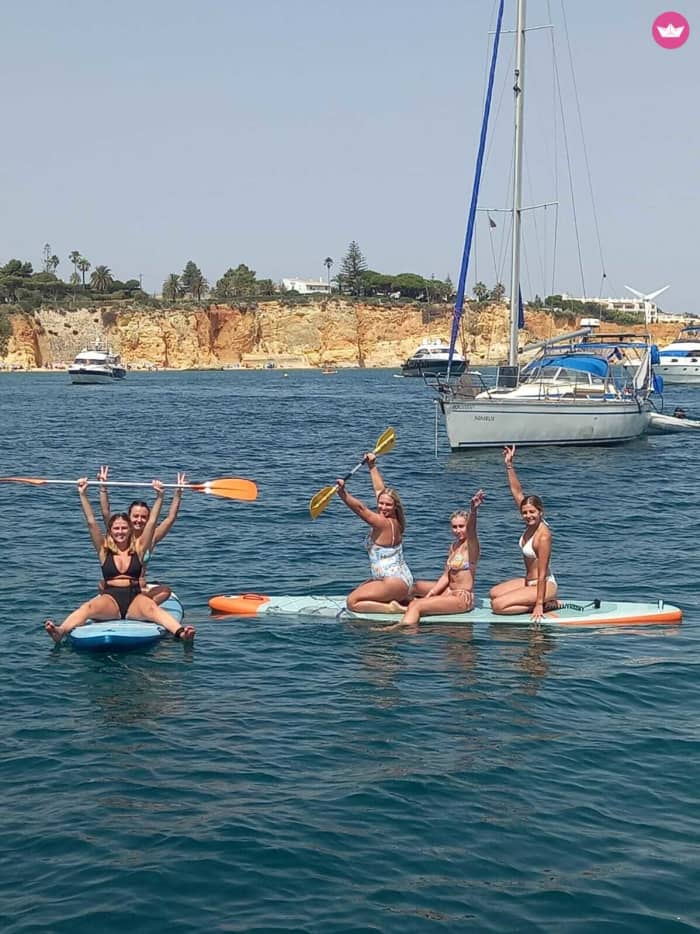 4 uur durende catamaranvaart langs de kust van Alvor
