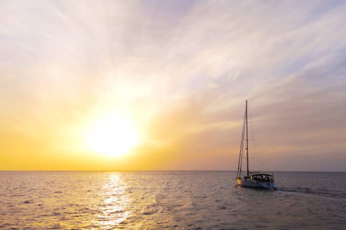 Sunset Sailing Cruise to Dia Island from Heraklion