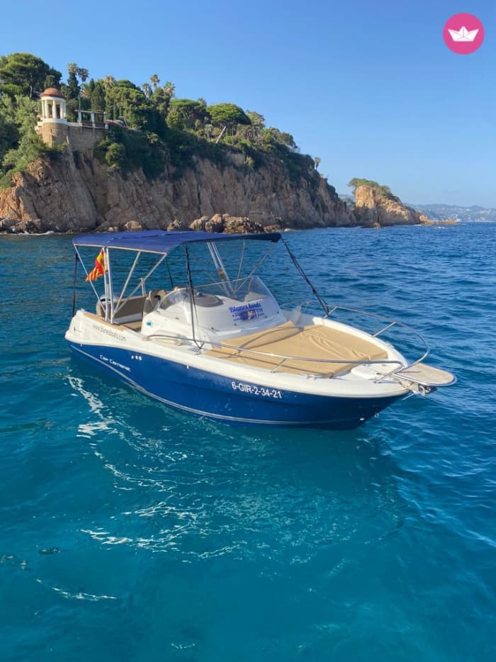 Private sailing escape from Blanes