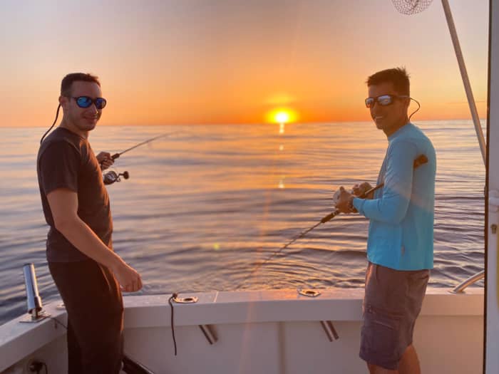 Breng 3,5 uur door op het water in La Línea de la Concepción, genietend van de zon en het heldere water.