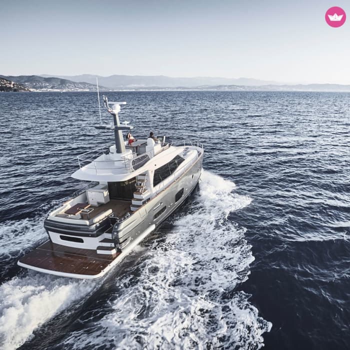 Capri & Faraglioni Full-Day Boat Tour from Naples