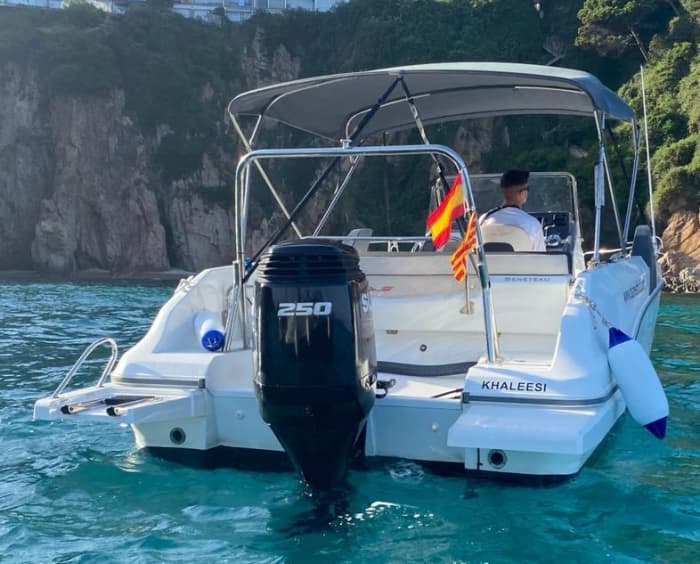 Private cruise from Blanes with personalized itinerary