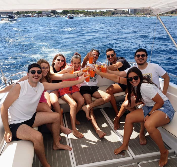 Your day in Giardini Naxos: Rent a motorboat for a full day of discovery