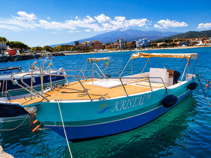 Giardini Naxos Taormina Boat Tour with a Swim Stop