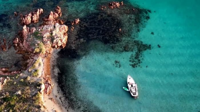 Tavolara and Molara: 4 hours with aperitif and snorkeling
