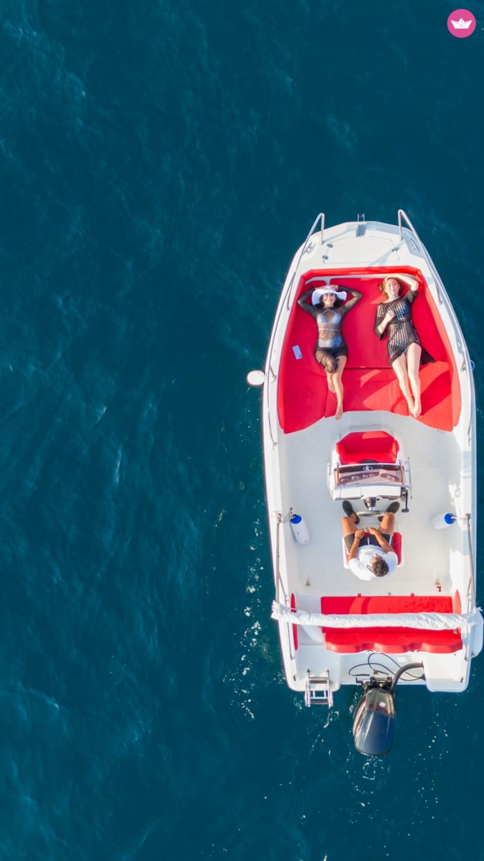 Explore the Amalfi Coast: Boat Tour from Positano